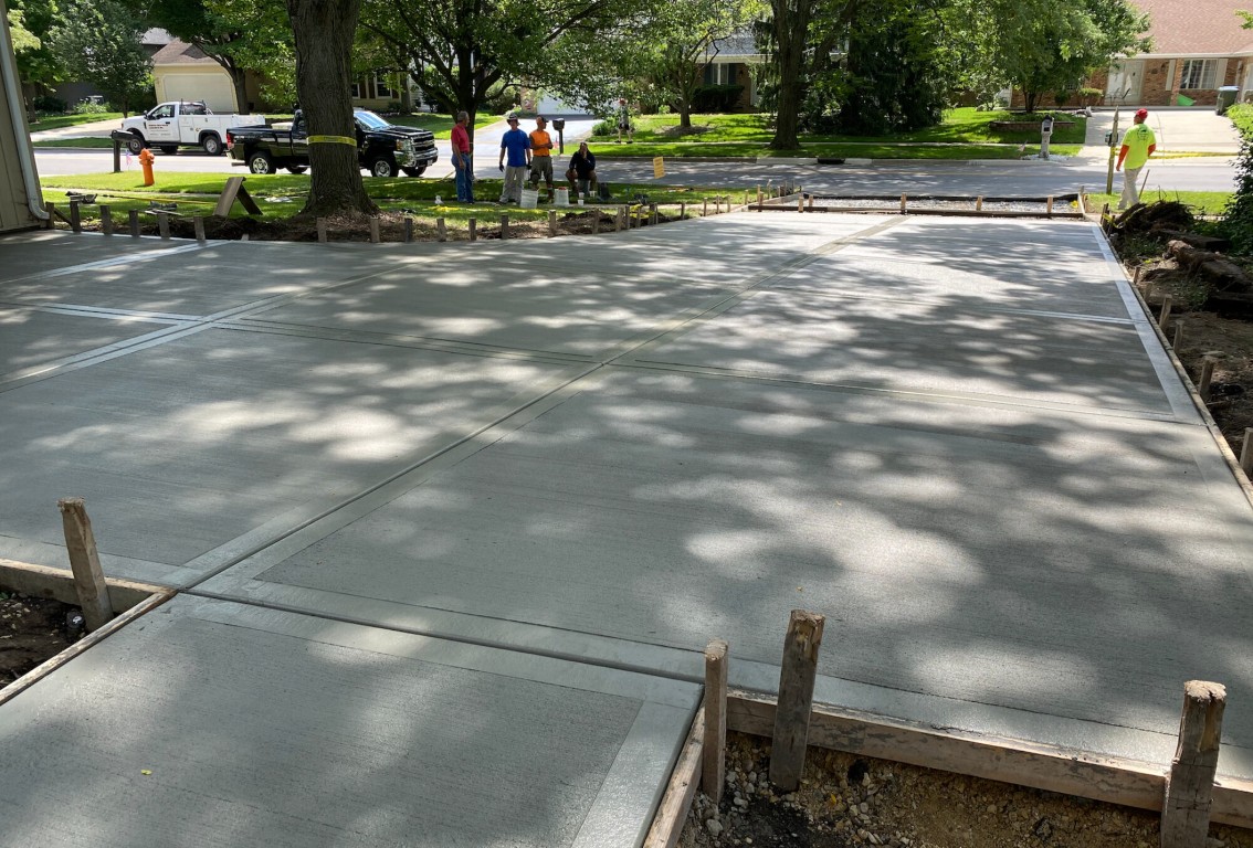 Long-lasting concrete driveway in Delray Beach
